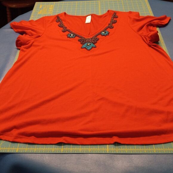 Lightweight Beaded neck Top - Picture 1 of 7